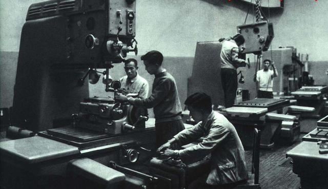 The tortuous development period of China's machine tool industry (1949-1999) The tortuous development period of China's machine tool industry (1949-1999)